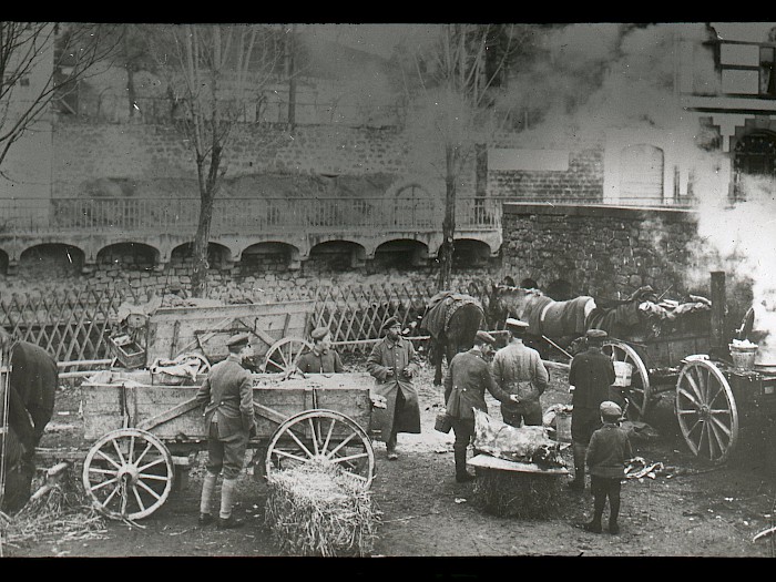 1918/19 Blick von Unterer Ringstraße über die Nette zur Bachstraße (Felsenkeller)